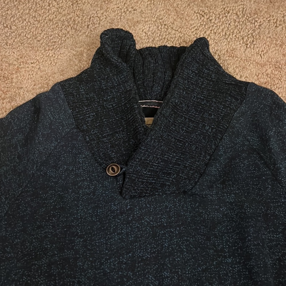 Sweaters size L 🥰👏🤗❤️ - Picture 4 of 9